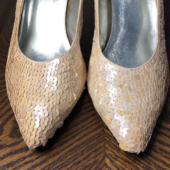 Sequinned high heels - Picture 4 of 7